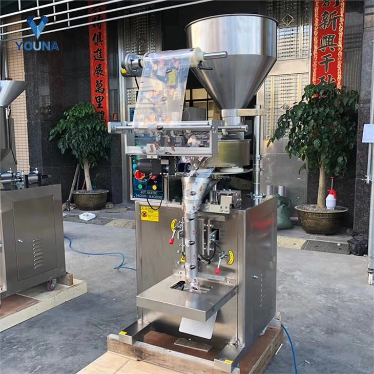 Automatic Snack Pouch Packing Machine