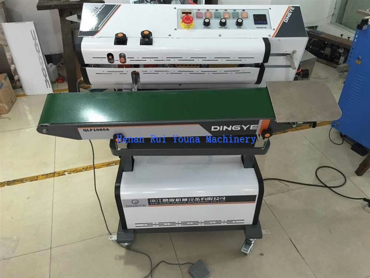 Continuous Nitrogen Filling Sealing Machine